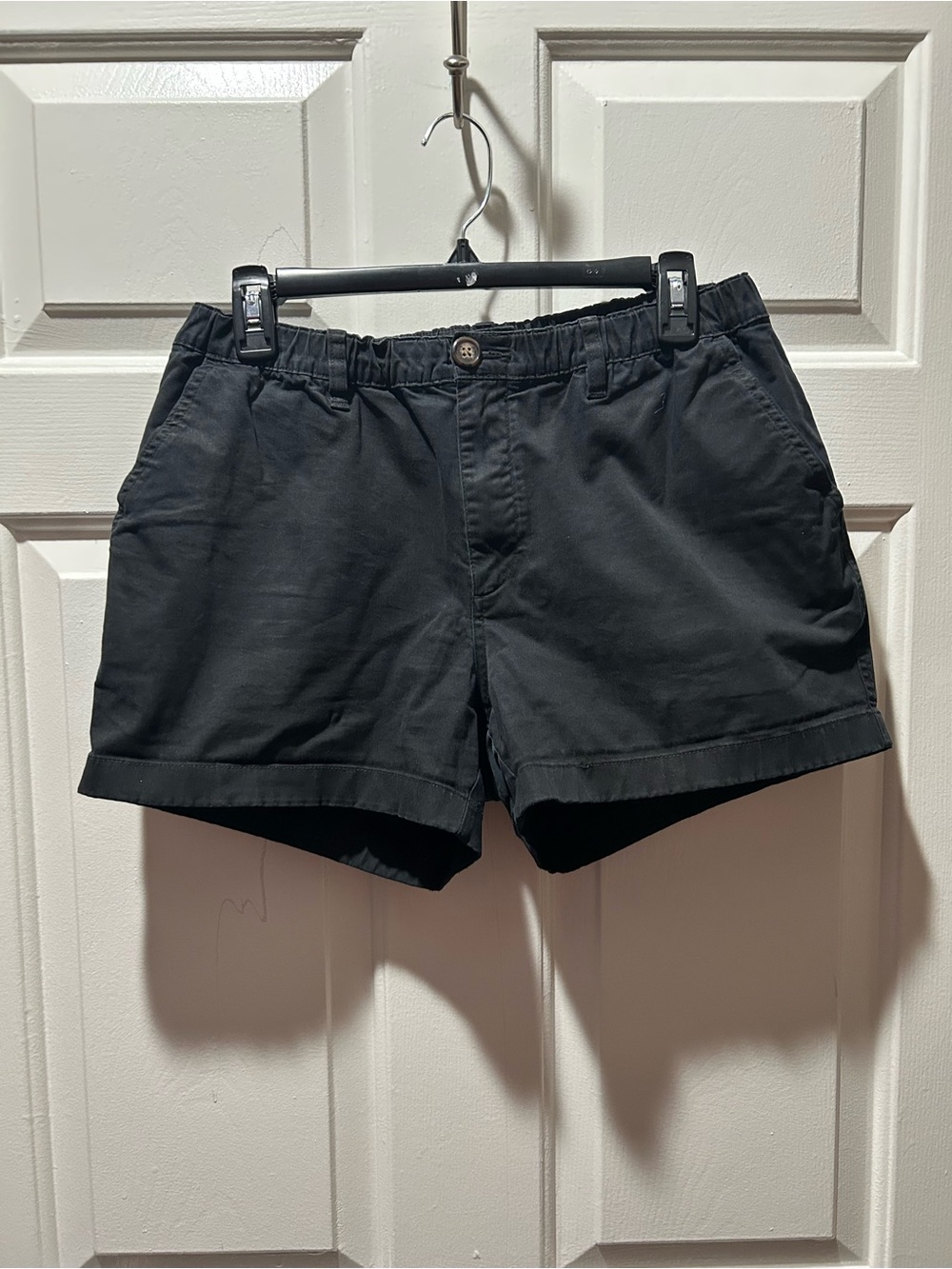 Chubbies Originals Men’s Faded Black Stretch Cotton Shorts 4” Size Medium